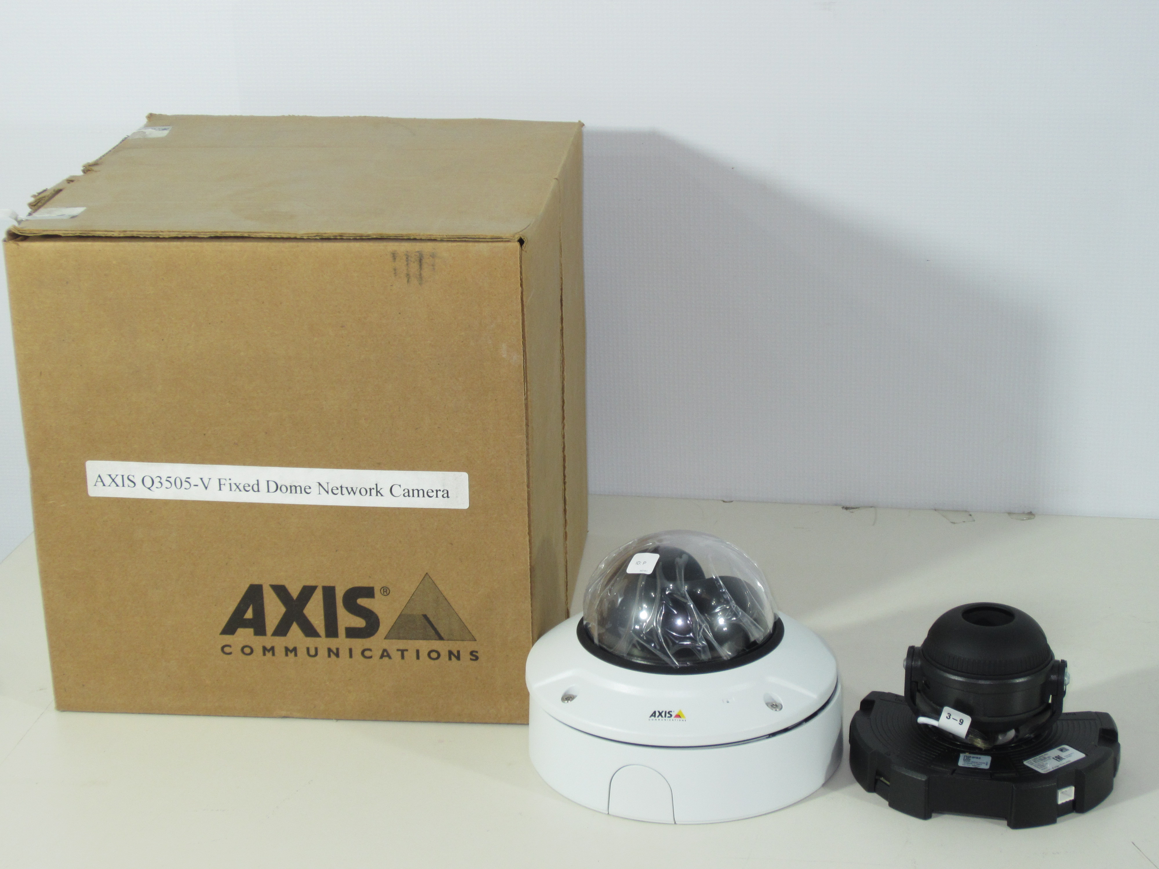 LOTE DE MATERIALES ELECTRICOS Y ELECTRONICOS VARIADOS